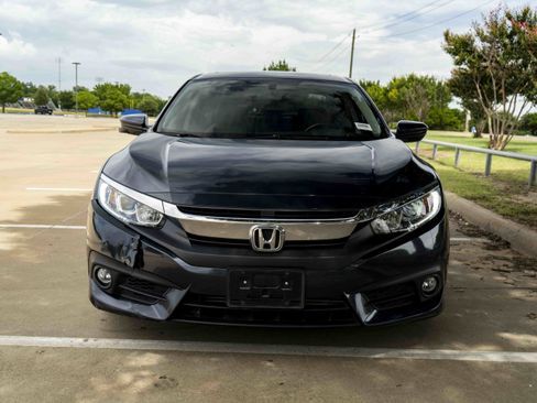 Used 2018 Honda Civic EX-T image 3