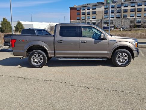Used 2019 Ford F150 Lariat w/ Equipment Group 501A Mid image 7