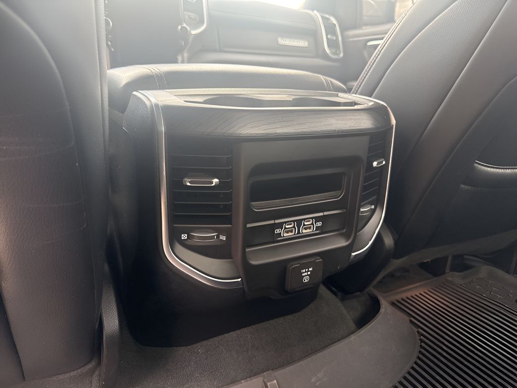 Used 2023 RAM 1500 Laramie AWD/4WD image 11