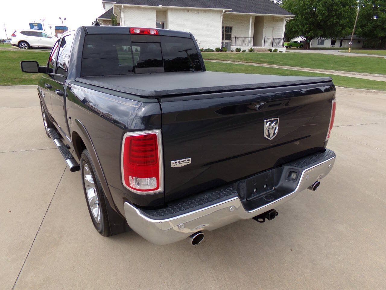 Used 2017 RAM 1500 Laramie w/ Convenience Group RWD image 31