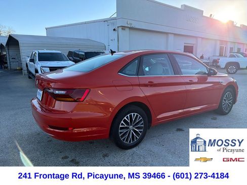 Used 2019 Volkswagen Jetta SEL image 6