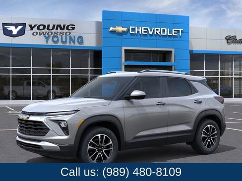 New 2026 Chevrolet TrailBlazer LT w/ Convenience Package FWD image 2