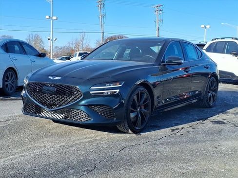 Used 2022 Genesis G70 3.3T image 3