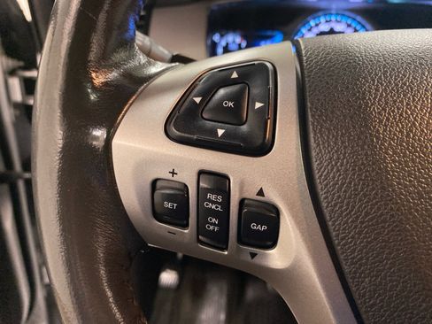 Used 2016 Ford Taurus SHO w/ Equipment Group 401A image 20