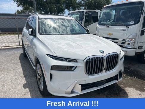 Used 2025 BMW X7 xDrive40i image 6