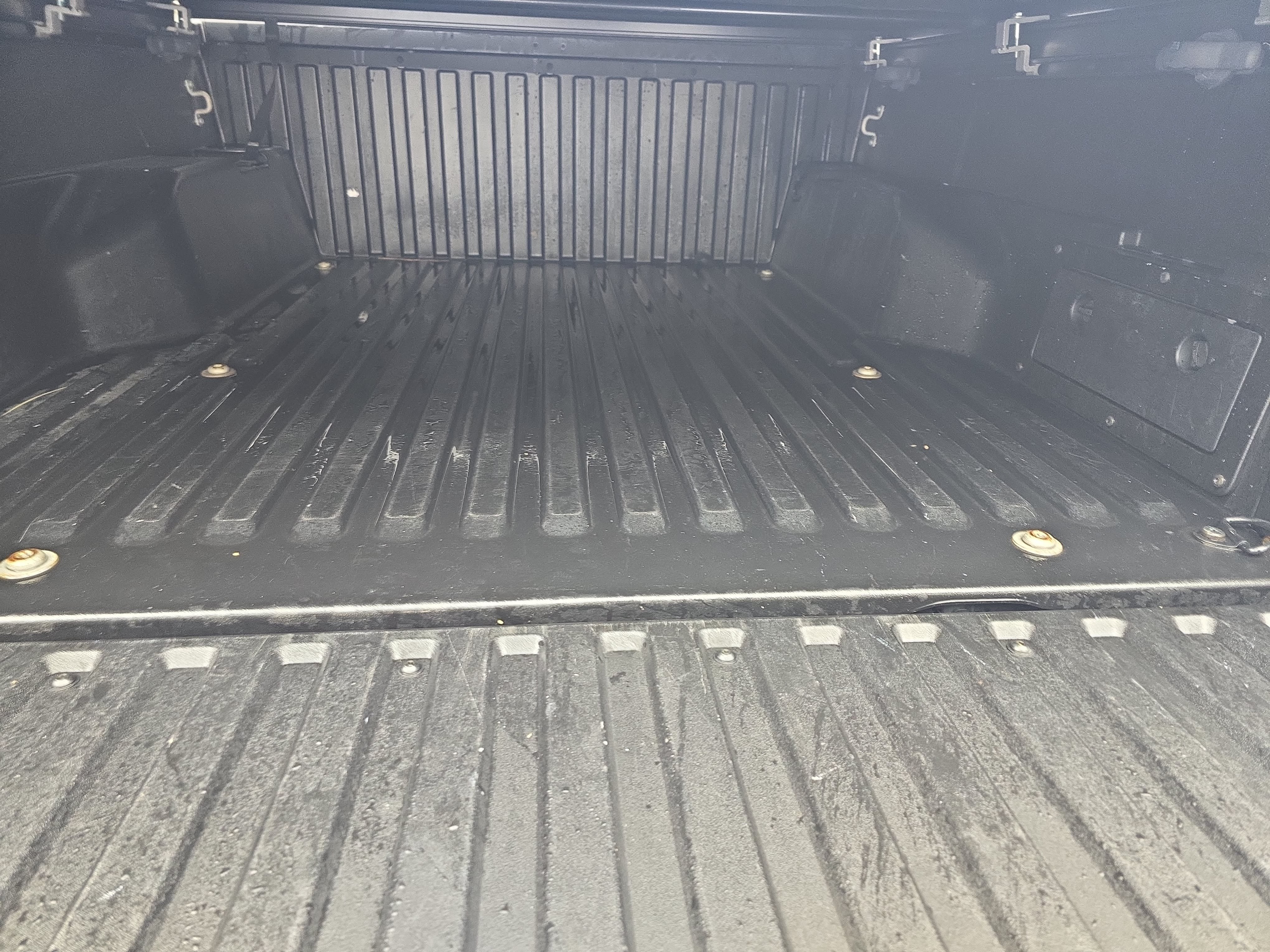 Used 2020 Toyota Tacoma SR5 RWD image 12