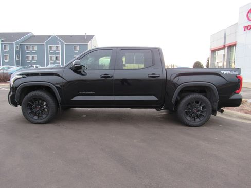 Used 2024 Toyota Tundra Limited image 8