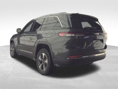Used 2022 Jeep Grand Cherokee Limited 4xe image 4