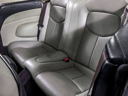 Used 2010 INFINITI G37 Convertible w/ Premium Pkg RWD image 25
