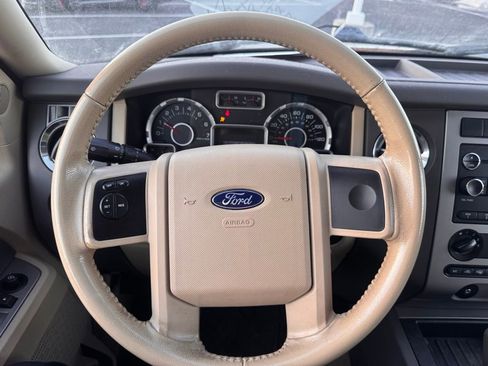 Used 2008 Ford Expedition EL XLT image 9