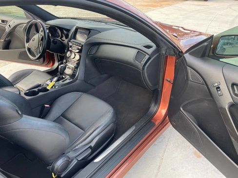 Used 2013 Hyundai Genesis 2.0T image 22