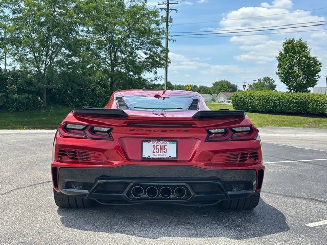 Used 2024 Chevrolet Corvette Z06 RWD image 8