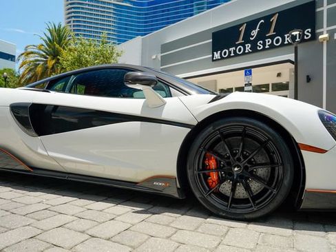 Used 2019 McLaren 600LT RWD image 36