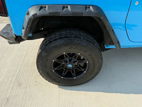 Used 2017 Jeep Wrangler Sport AWD/4WD image 33