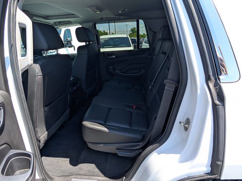 Used 2019 Chevrolet Tahoe LT w/ LT Signature Package AWD/4WD image 13