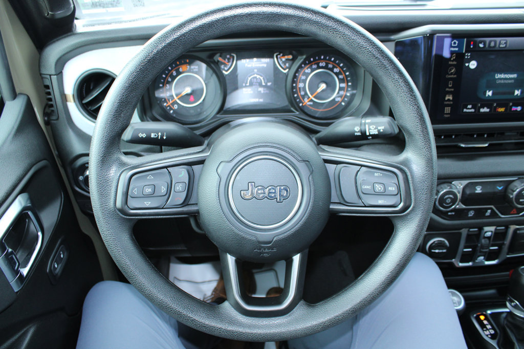 Used 2026 Jeep Wrangler Unlimited Sport AWD/4WD image 34