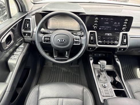 Used 2021 Kia Sorento S FWD image 15
