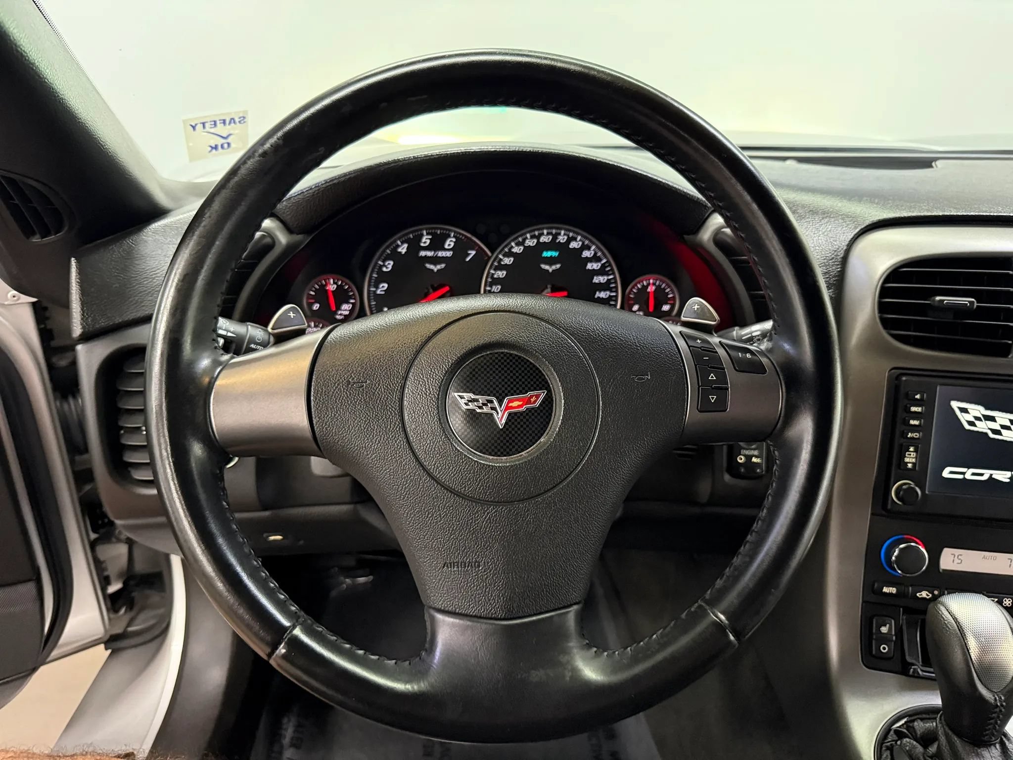 Used 2007 Chevrolet Corvette Coupe w/ Preferred Equipment Group RWD image 16