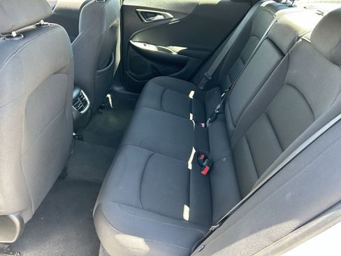 Used 2024 Chevrolet Malibu LT FWD image 17