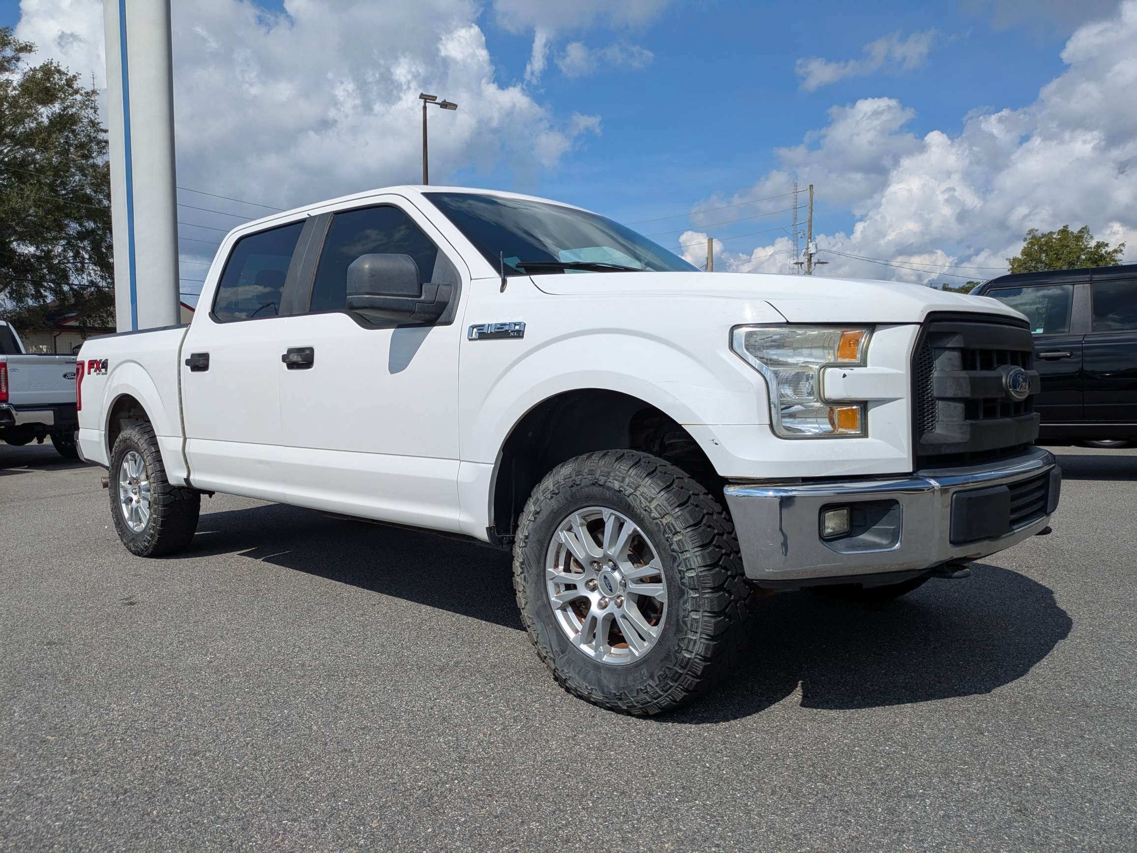 Used 2015 Ford F150 XL w/ Equipment Group 101A Mid AWD/4WD image 2