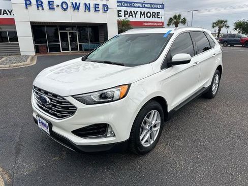 Certified 2022 Ford Edge SEL w/ Convenience Package AWD/4WD image 2