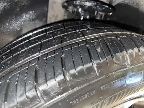 Used 2022 Kia Sportage LX image 11