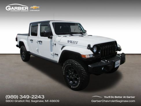 Used 2023 Jeep Gladiator Sport AWD/4WD image 1