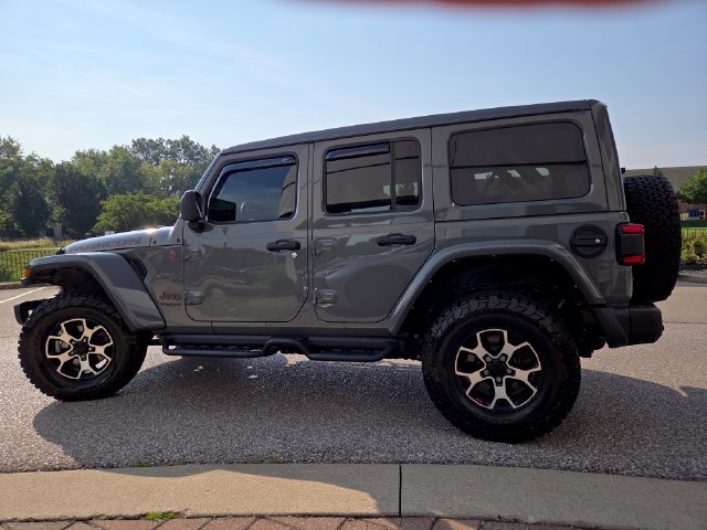 Used 2022 Jeep Wrangler Unlimited Rubicon w/ Steel Bumper Group AWD/4WD image 24
