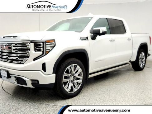 Used 2024 GMC Sierra 1500 Denali w/ Denali Reserve Package AWD/4WD image 1