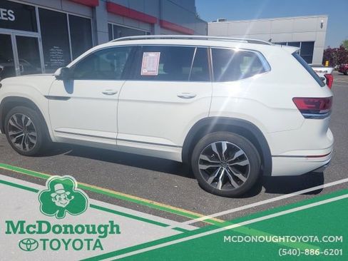Used 2022 Volkswagen Atlas SEL Premium image 11
