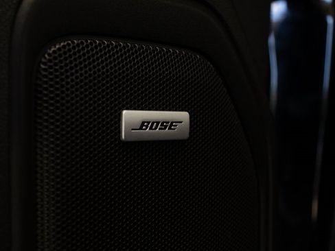 Used 2022 GMC Sierra 1500 Elevation w/ Preferred Package image 18