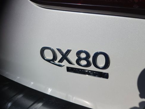 Used 2019 INFINITI QX80 Limited image 16