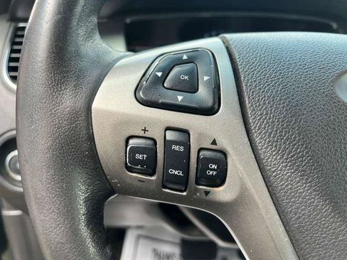 Used 2015 Ford Taurus SEL w/ Equipment Group 201A FWD image 22