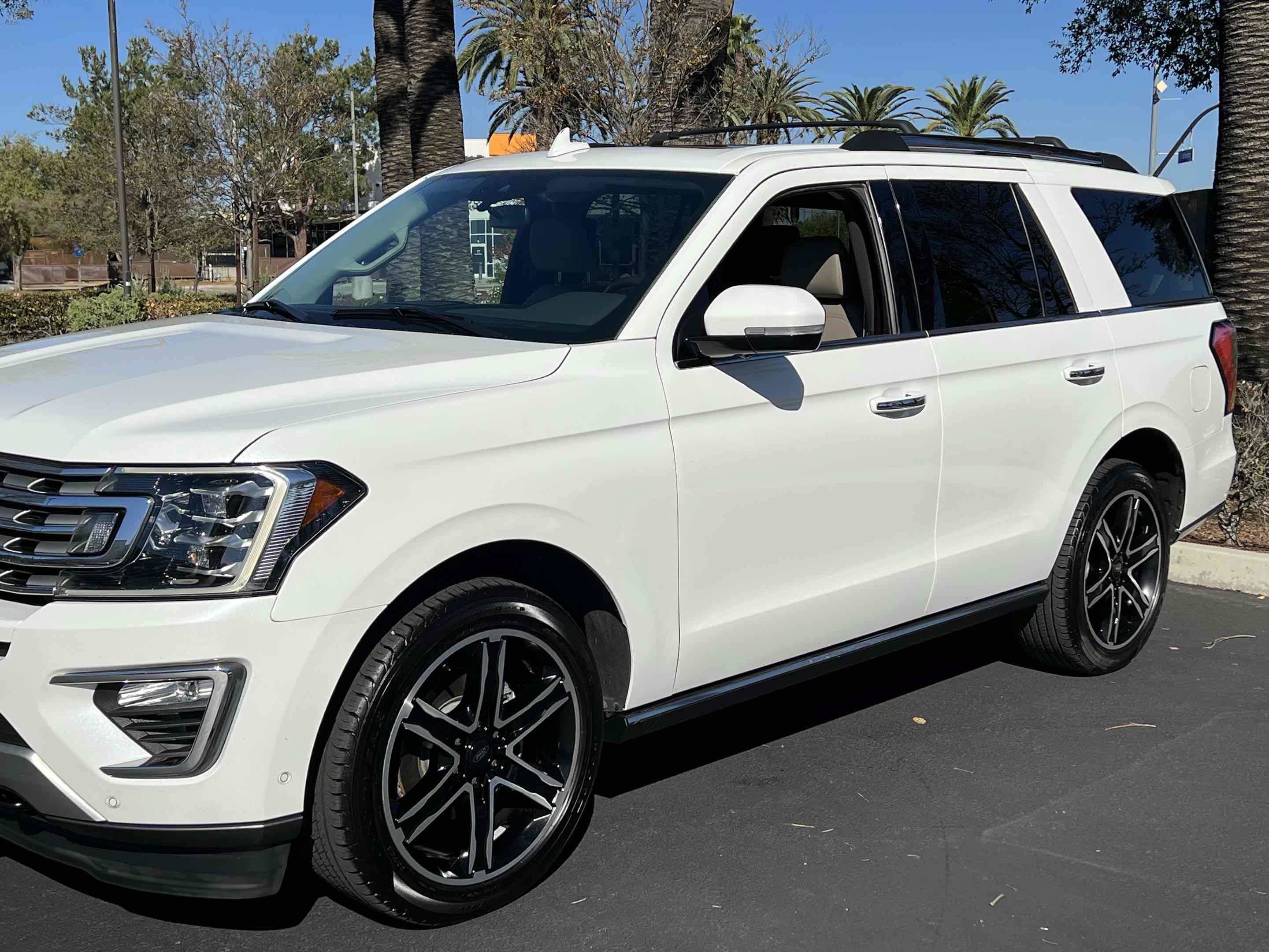 Used 2021 Ford Expedition Limited AWD/4WD image 59