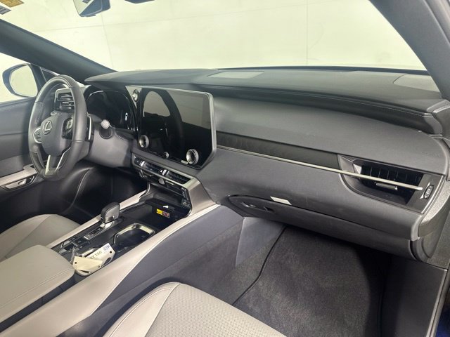 Used 2025 Lexus RX 350h w/ Convenience Package AWD/4WD image 39