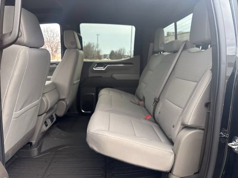 New 2026 GMC Sierra 1500 SLE AWD/4WD image 15