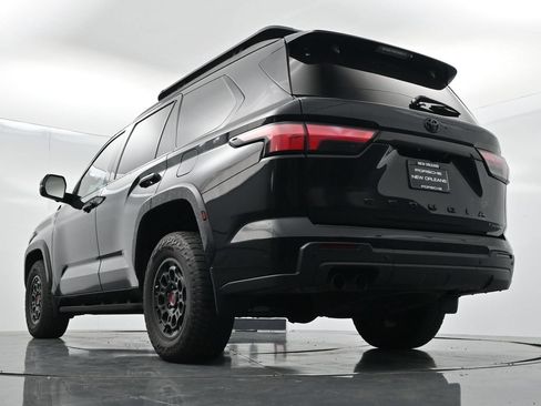 Used 2025 Toyota Sequoia TRD Pro AWD/4WD image 22