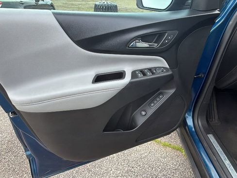 Used 2019 Chevrolet Equinox Premier image 11