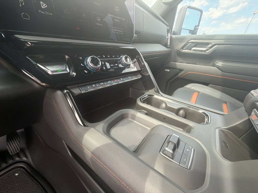 Certified 2025 GMC Sierra 2500 AT4 AWD/4WD image 25