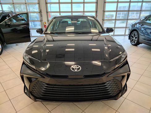 New 2026 Toyota Camry LE image 7