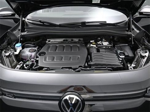 New 2026 Volkswagen Tiguan SE R-Line image 15