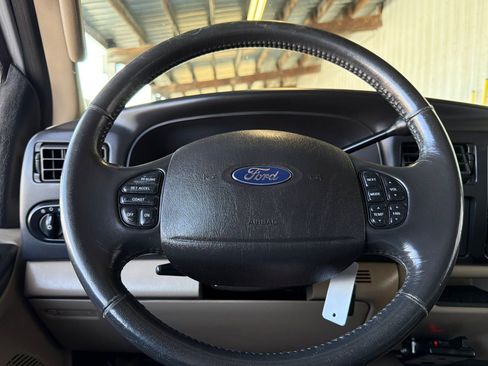 Used 2005 Ford Excursion Eddie Bauer AWD/4WD image 20