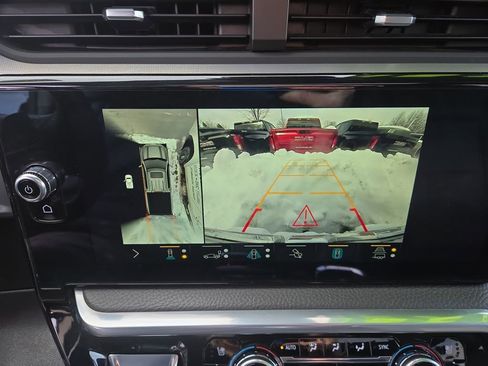 Used 2022 GMC Sierra 1500 Denali w/ Denali Reserve Package image 23