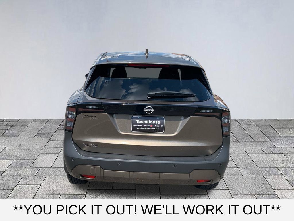 Used 2025 Nissan Kicks SV FWD image 6