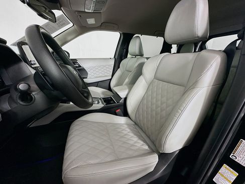 Used 2024 Mitsubishi Outlander SEL Black Edition image 24