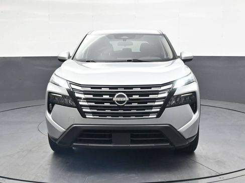 Used 2024 Nissan Rogue SV AWD/4WD image 13