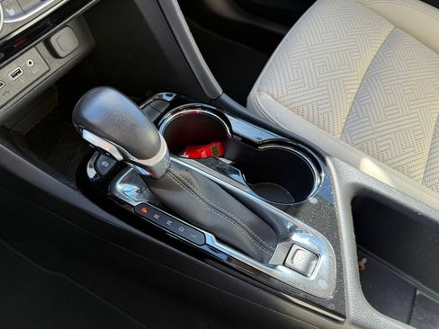 Used 2023 Buick Encore GX Essence w/ Experience Buick Package image 17