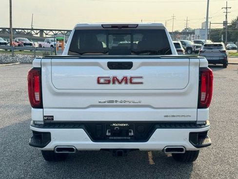 Used 2022 GMC Sierra 1500 Denali AWD/4WD image 5