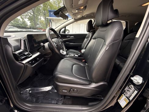 Used 2023 Kia Sportage EX FWD image 17