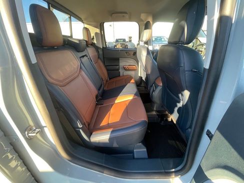 Used 2022 Ford Maverick Lariat w/ Equipment Group 500A Standard image 25